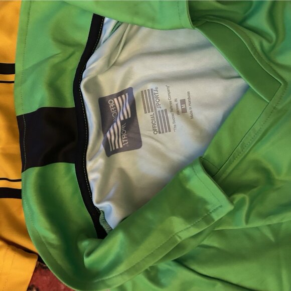 Soccer Referee Uniforms Medium Shirts Lot L/s S/s Multiple Colors & Kit Whistle - Picture 4 of 16